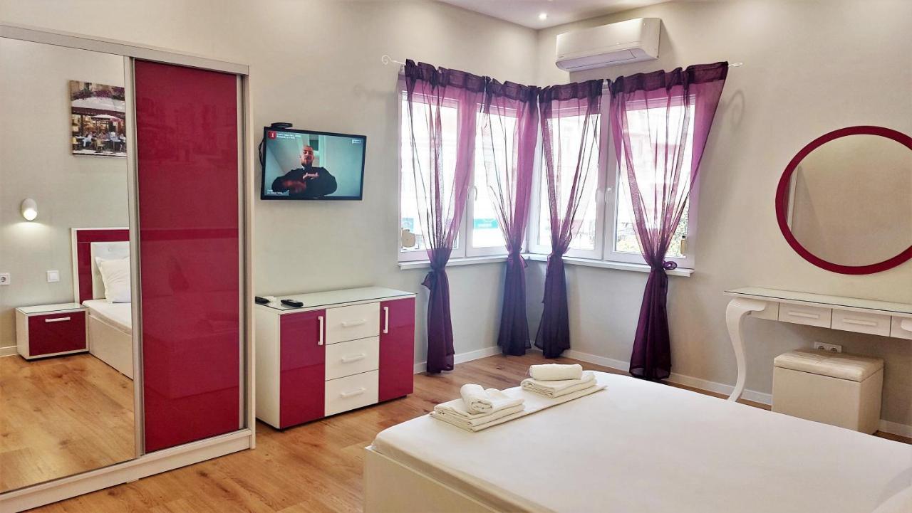 Апартамент Pink & Blue - 2Bdr With Balcony - Wi-Fi 瓦爾納 外观 照片