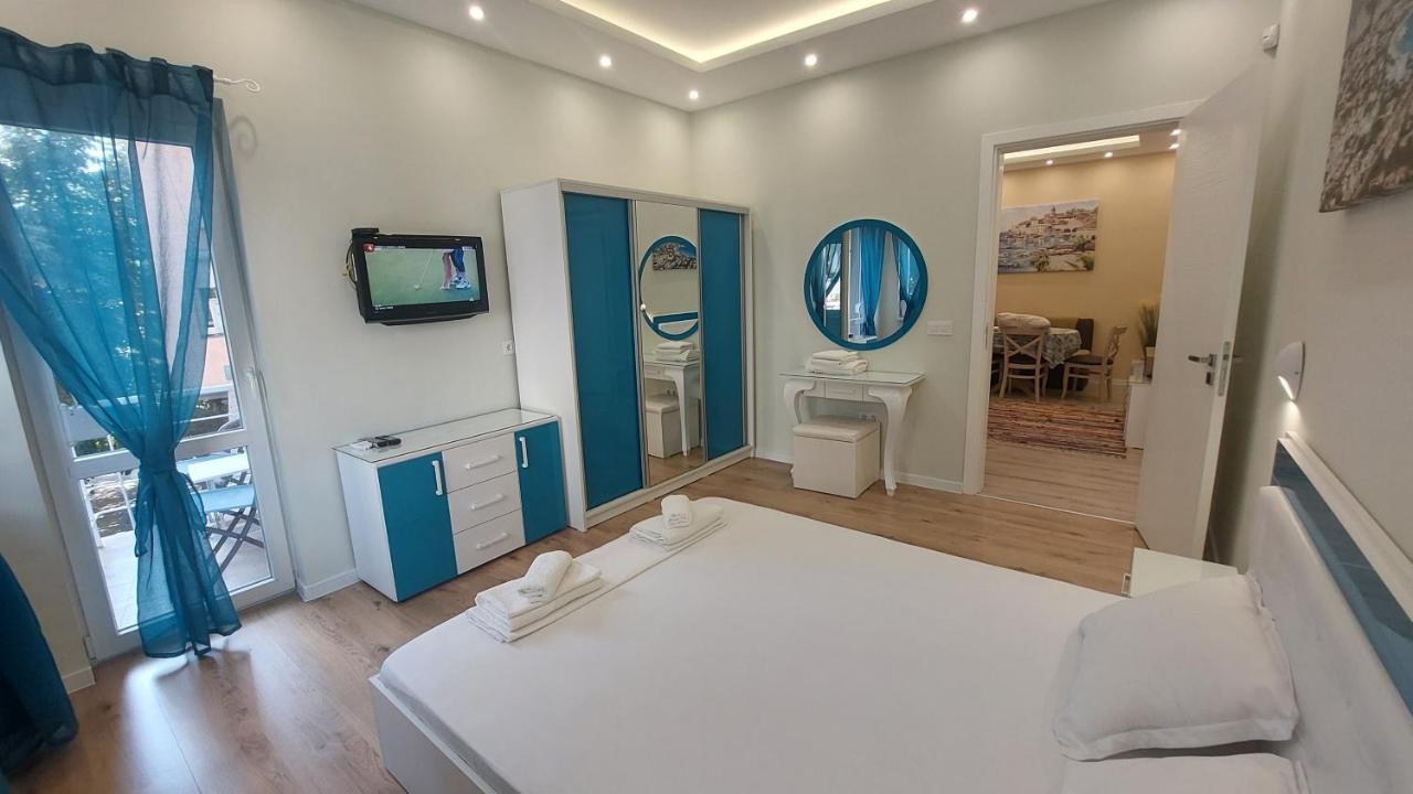 Апартамент Pink & Blue - 2Bdr With Balcony - Wi-Fi 瓦爾納 外观 照片