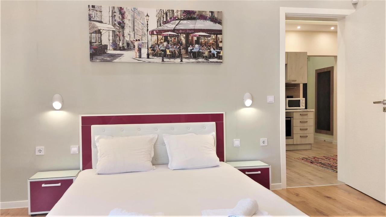 Апартамент Pink & Blue - 2Bdr With Balcony - Wi-Fi 瓦爾納 外观 照片