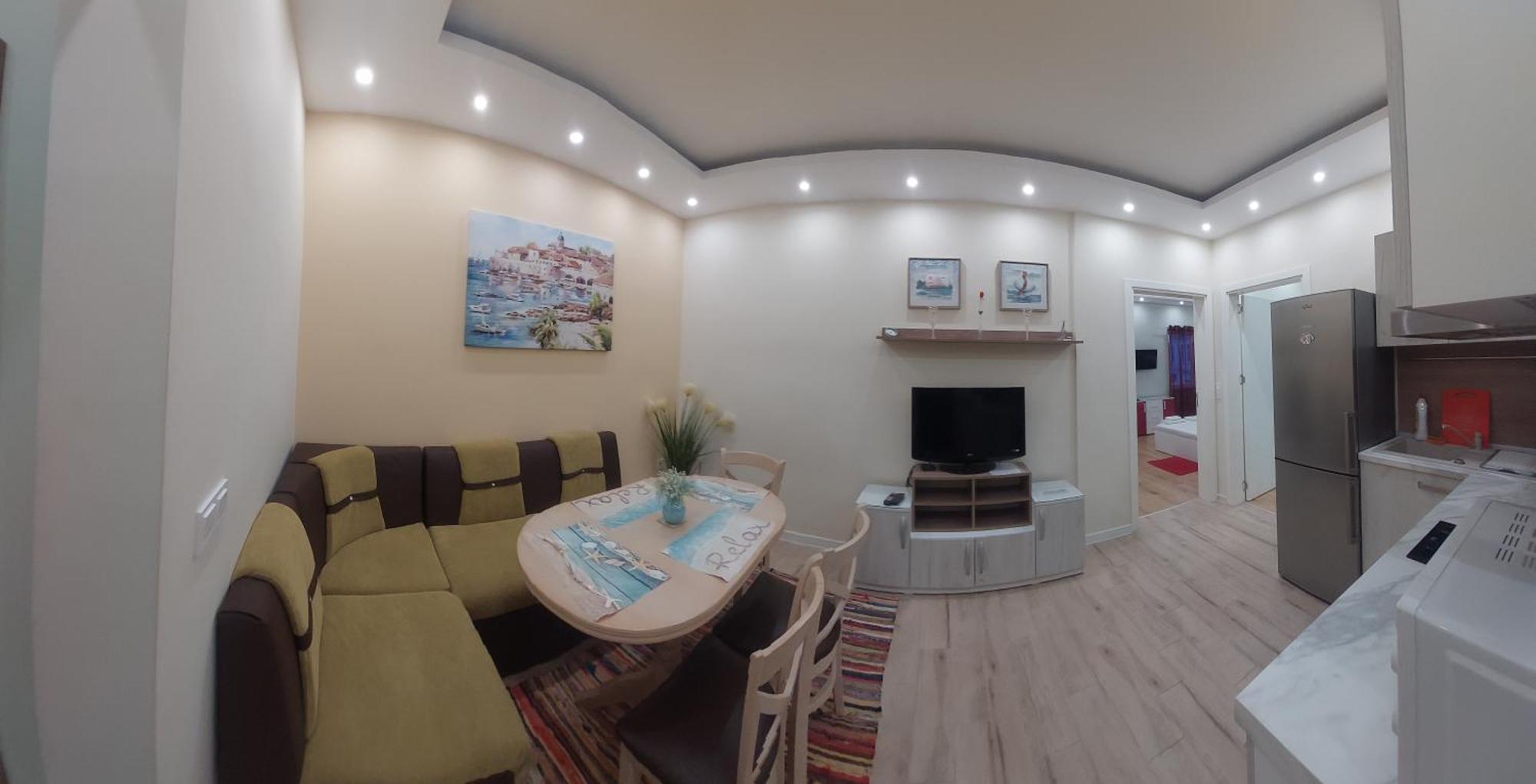 Апартамент Pink & Blue - 2Bdr With Balcony - Wi-Fi 瓦爾納 外观 照片