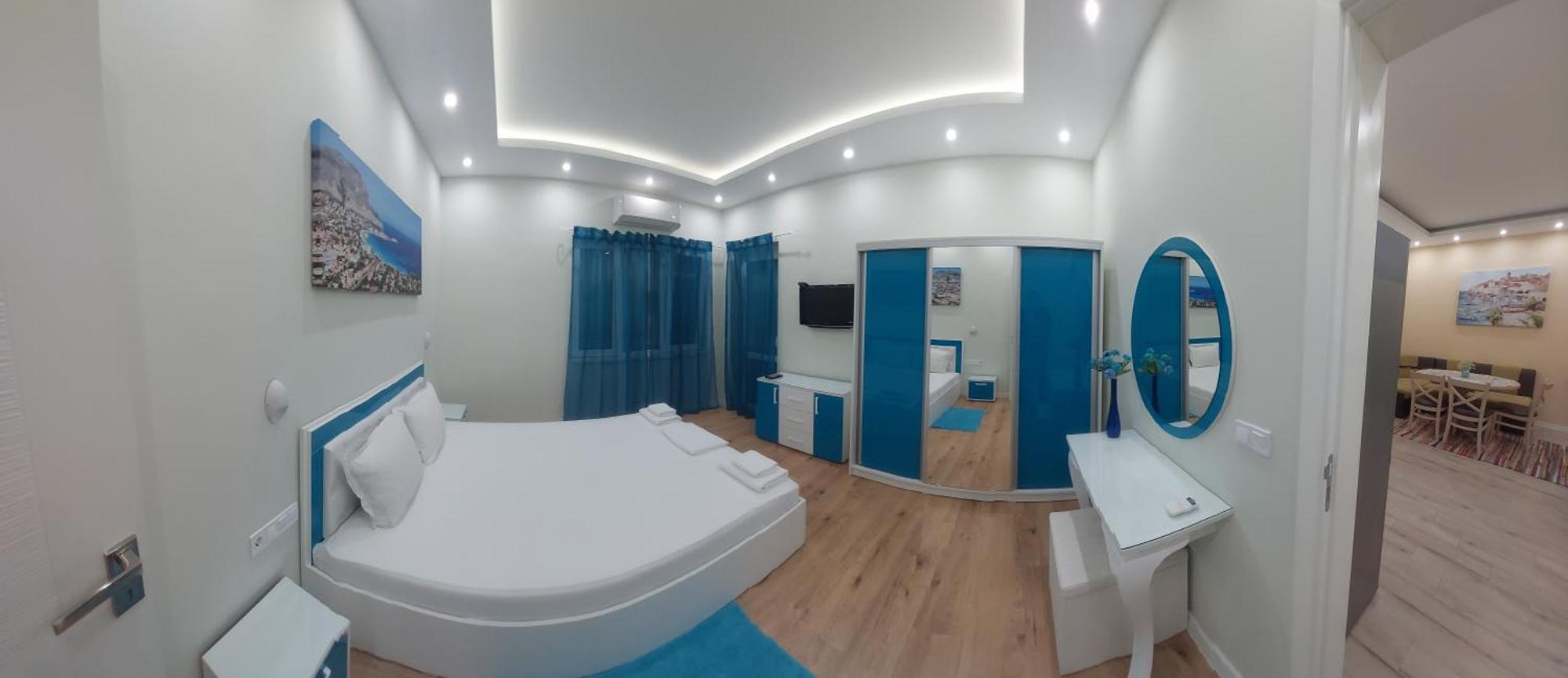 Апартамент Pink & Blue - 2Bdr With Balcony - Wi-Fi 瓦爾納 外观 照片